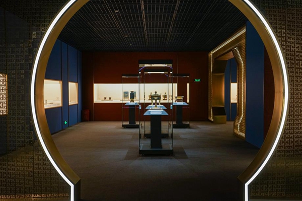 Cloisonne enamel objects donated by HK connoisseur go on display3.jpeg Cloisonne enamel objects donated by HK connoisseur go on display3.jpeg