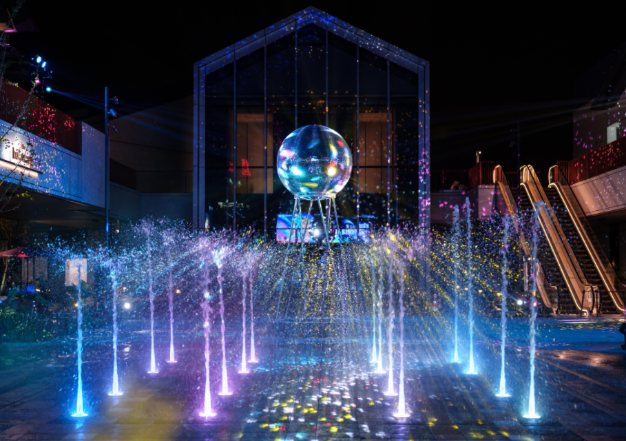 Shanghai's Qingpu district launches international light festival