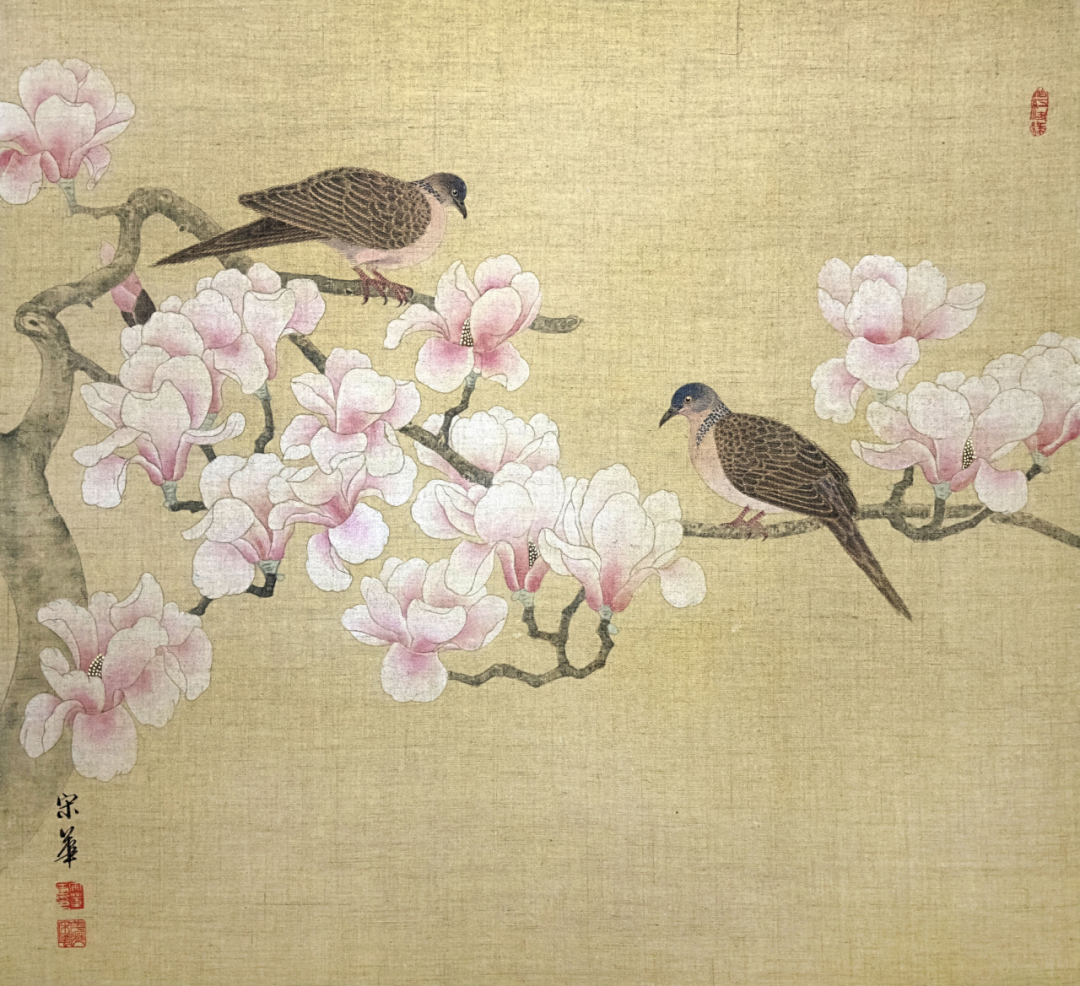 A Chinese gongbi painting features flowers and birds..png