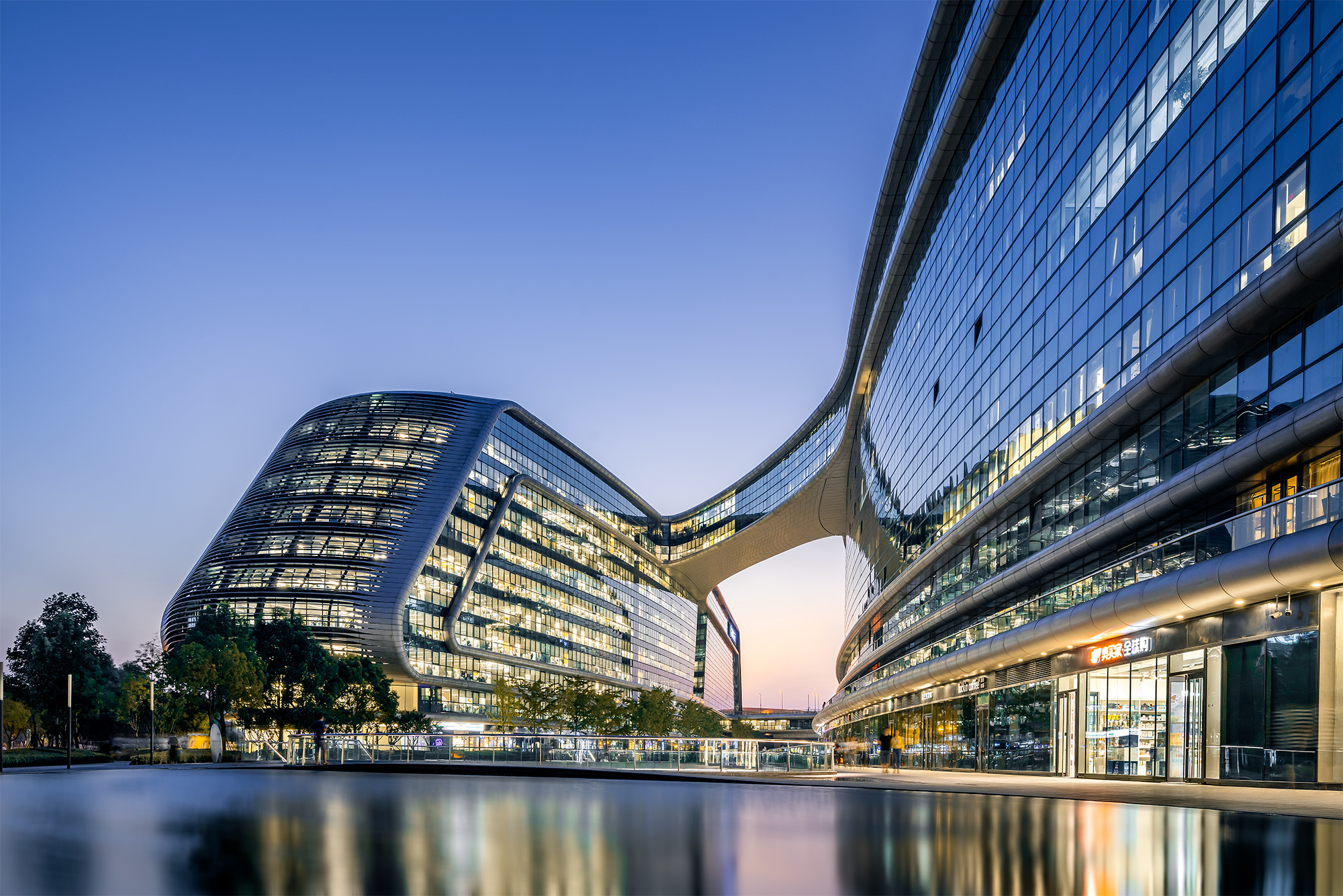 Changning emerges as an influential international high-end district