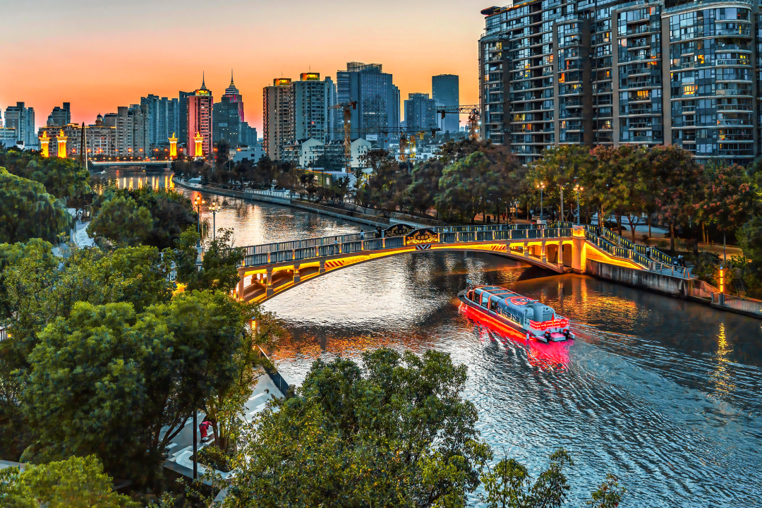 Putuo launches stamp-collecting activity celebrating Suzhou Creek life