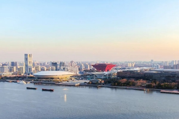 Spend a day in Shanghai – World Financial Center Line