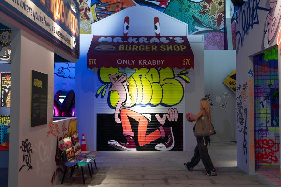 Shanghai showcases works of over 15 global graffiti artists