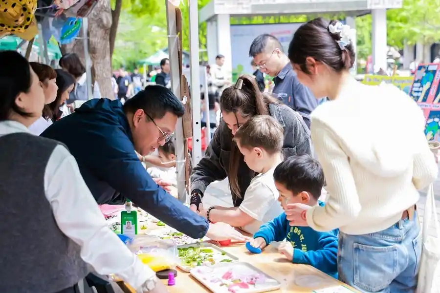 International Community Lifestyle Festival kicks off in Hongqiao 