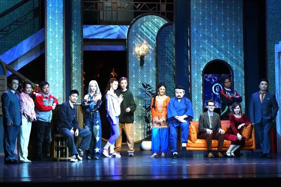 Shanghai intl comedy fest kicks off with original play