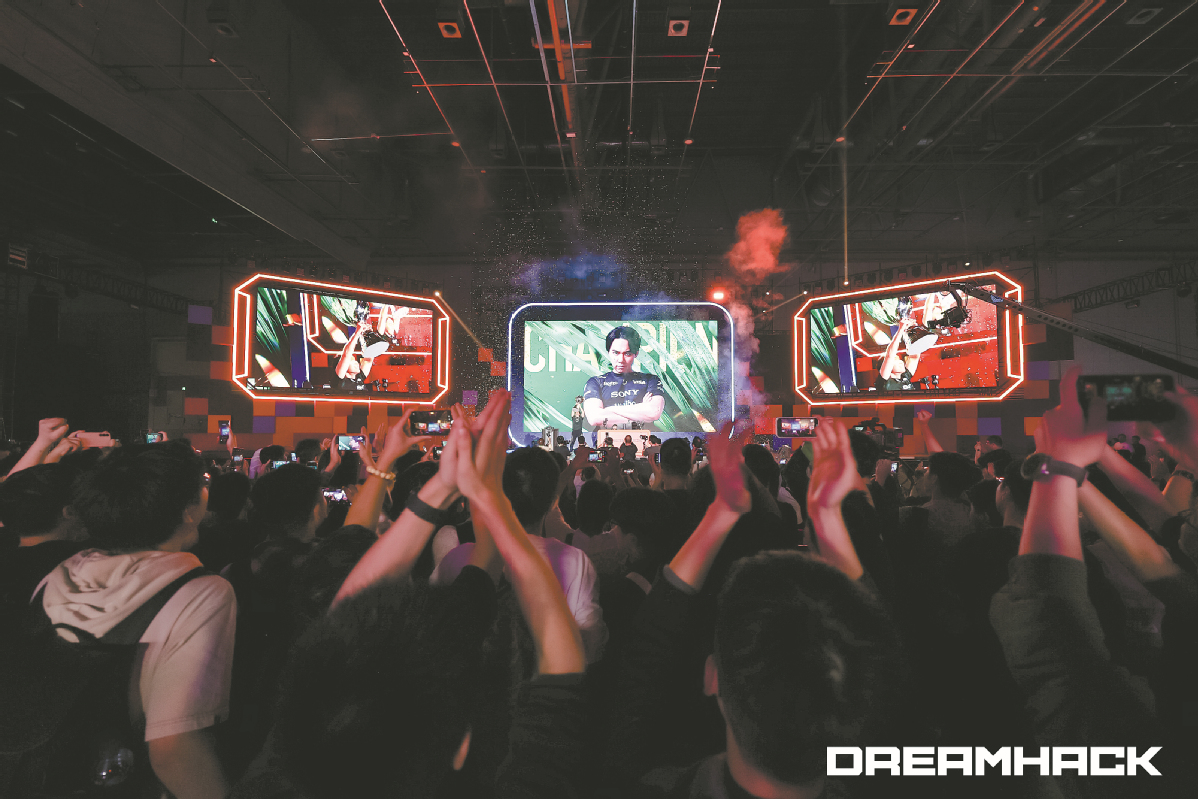 Keyboard warriors take Shanghai by storm.jpeg