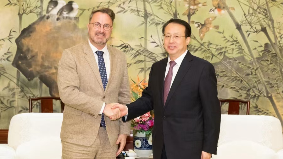 Shanghai Mayor Gong Zheng met Deputy Prime Minister and Minister for Foreign Affairs and Foreign Trade of Luxembourg Xavier Bettel.jpg