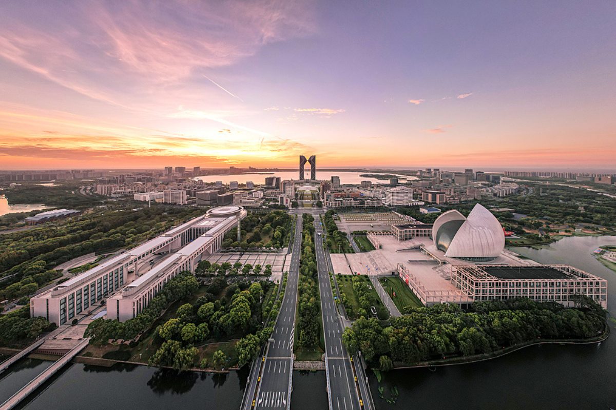 Lin-gang advances opening-up, innovation through 2030