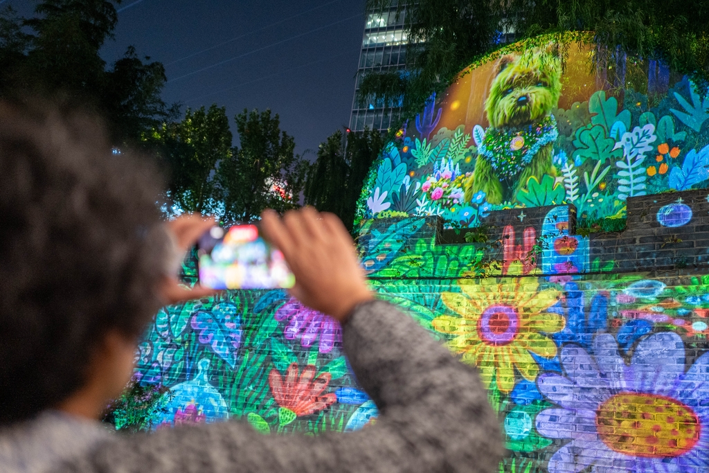 Shanghai light festival draws 23m visitors