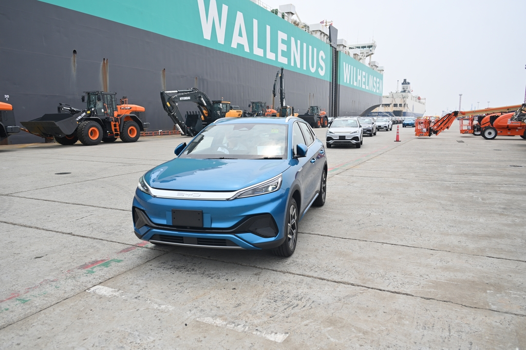 NEV exports through Shanghai's ports surge in Q1