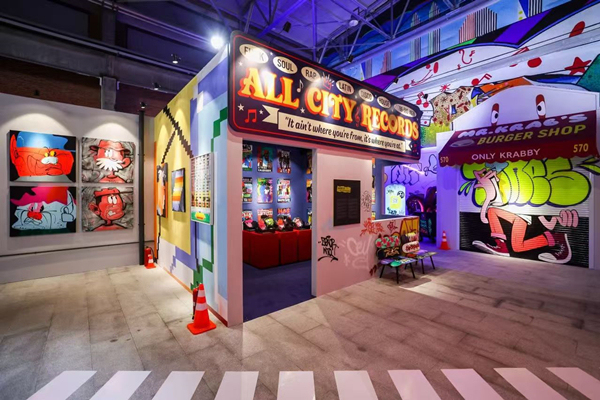 Shanghai showcases works of over 15 global graffiti artist