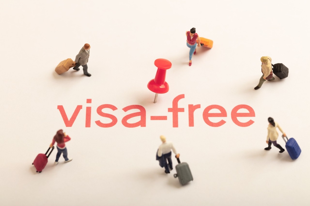 China to extend visa-free policy 