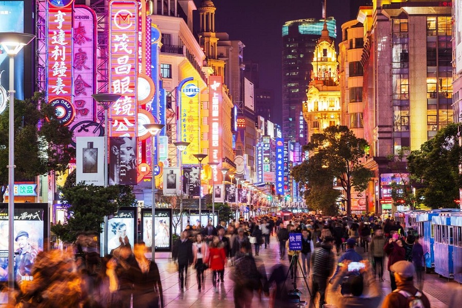 Celebrate New Year's Eve on Nanjing Rd with 21m yuan in coupons