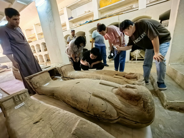 Chinese, Egyptians jointly research, digitalize mummified wooden coffins