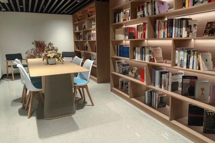 Shanghai Youth Community upgrades services for job-seeking young people 