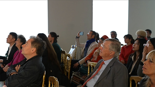 Shanghai-Paris multimedia exhibition links memories of two cities2.jpeg