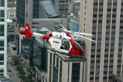 Shanghai's emergency response ensures swift rescue after F1 support-race crash 