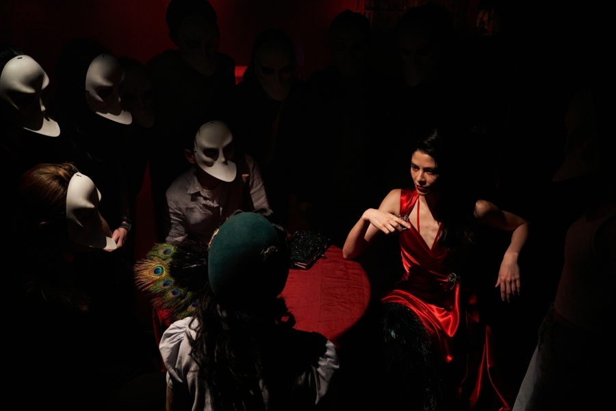 Immersive drama 'Sleep No More' celebrates 2,500th show