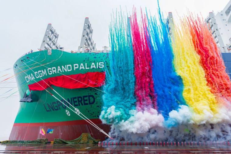 World's largest LNG dual-fuel container ship delivered 