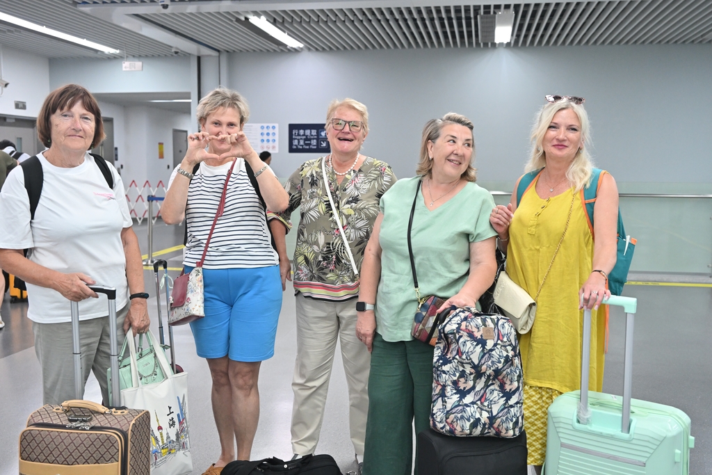 China to extend visa-free policy 