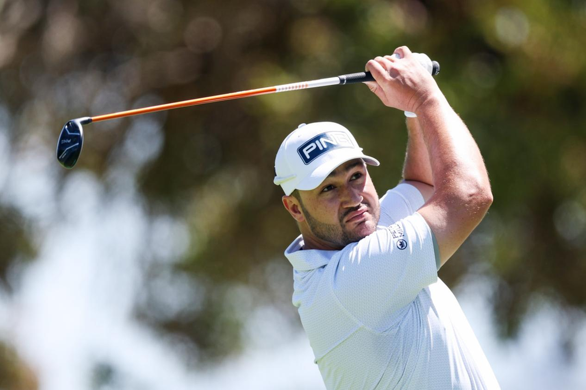 Thriston Lawrence.png