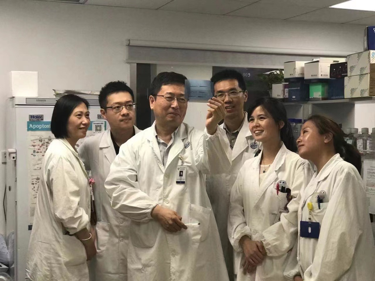 Chinese doctors make major breakthrough in stomach cancer detection.jpeg