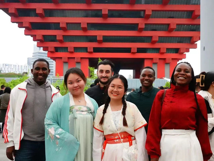 Donghua University students embrace cultural activities during Chinese Hanfu Week2.jpg