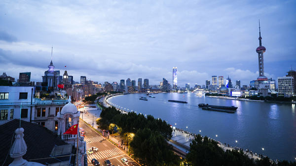 Shanghai revises regulations to further optimize business environment