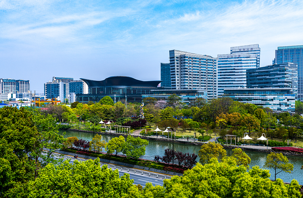 Dialogue event in Changning explores what makes Shanghai feel like home