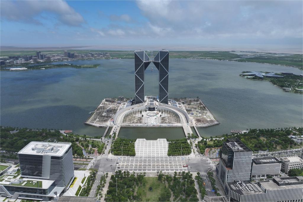 Pilot program to boost financial leasing launched in Lin-gang