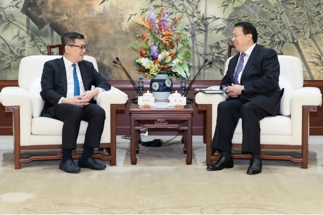 龚正会见新加坡政府投资公司首席执行官林昭杰-3.png 龚正会见新加坡政府投资公司首席执行官林昭杰-3.png