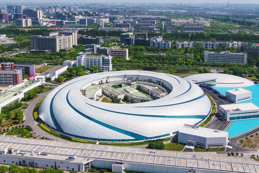 Report: Shanghai excels in tech innovation