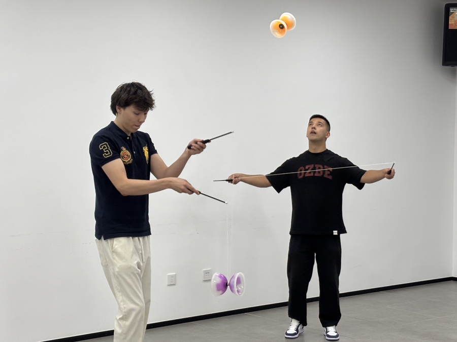 Shanghai night school opens cultural classes for international students-2.jpg