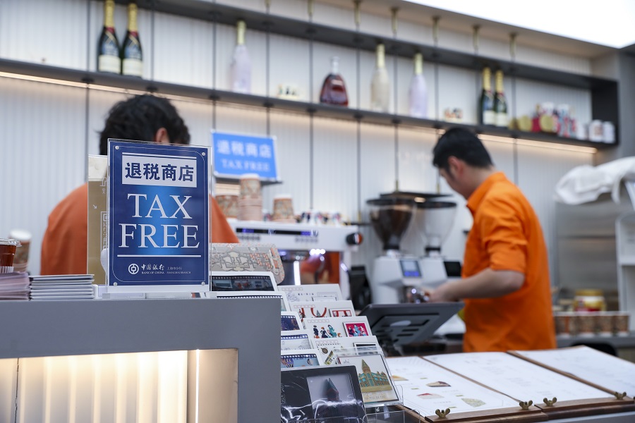 Departure tax refund policy for overseas visitors