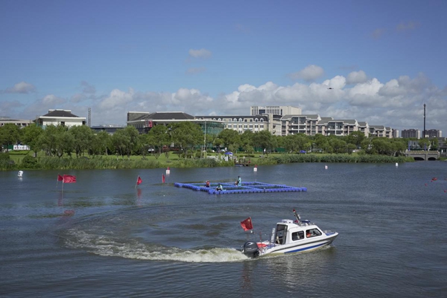 Law enforcement officers test their skills in safe fishery production.jpg