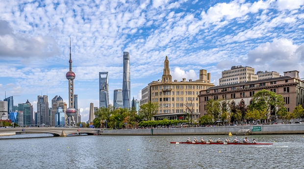 Shanghai's guidebook on doing business wins widespread praise