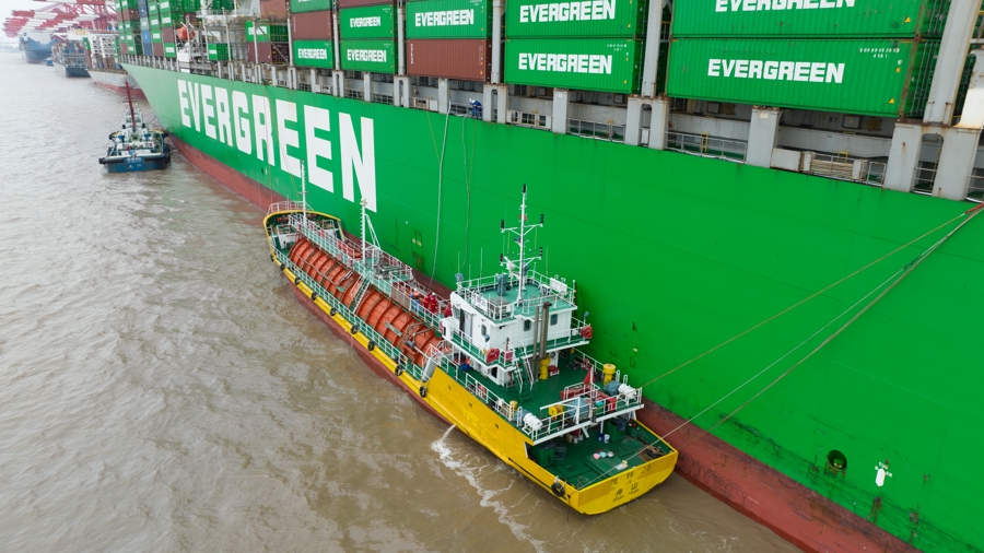 Shanghai pioneers ship-to-ship transfer of captured vessel-emitted CO2.png