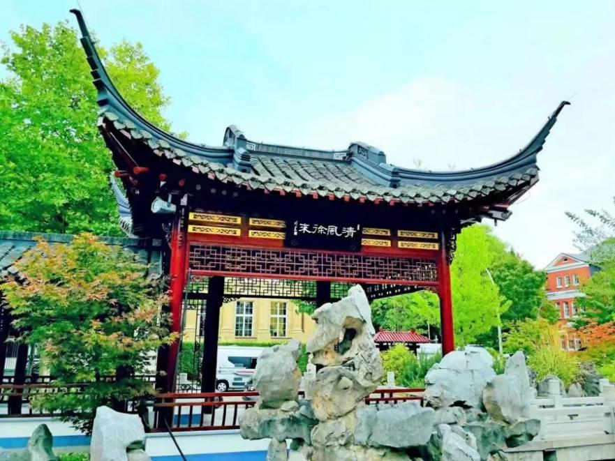 Hamburg's Yuyuan Garden brings Shanghai-style culture to Germany