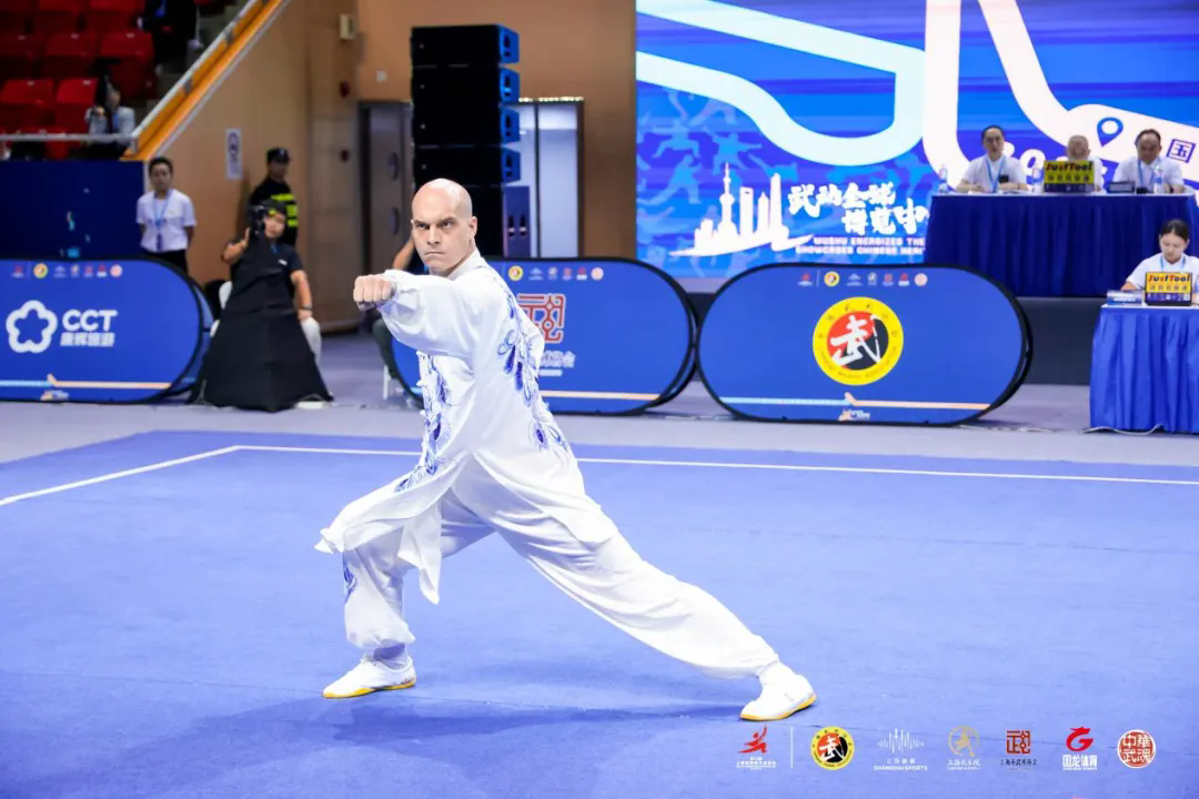 International students show martial arts skills at wushu festival in Shanghai-3.png