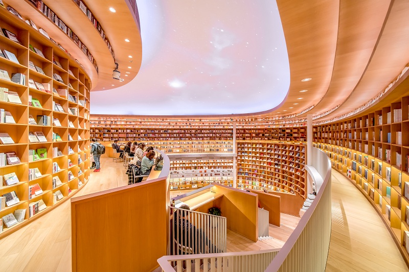 Xinhua Bookstore - Light Space