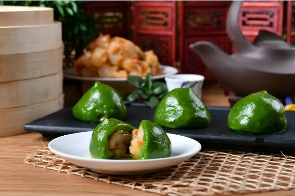 Recommended Shanghai shops to try qingtuan snacks