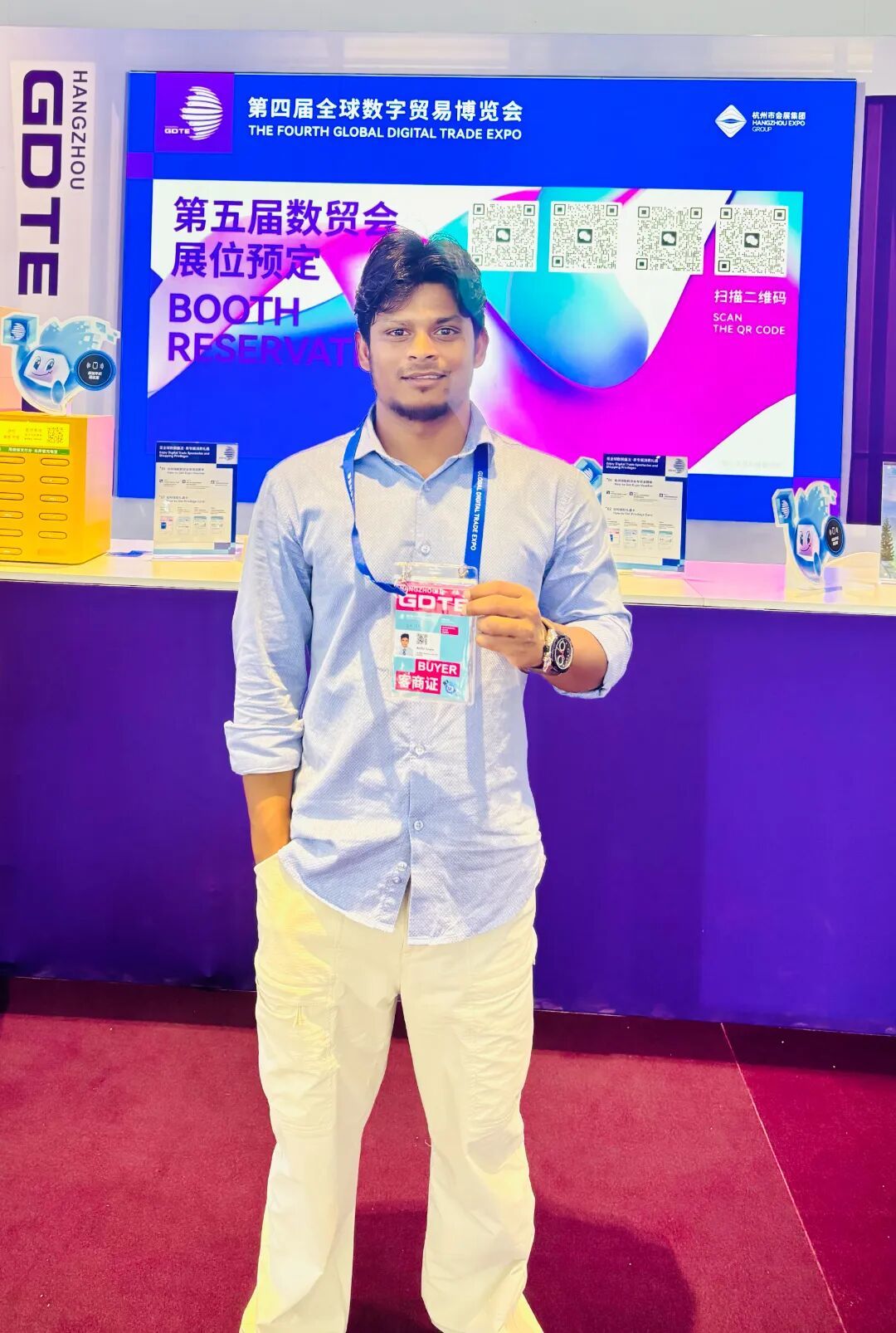 Bangladeshi student finds growth through volunteering at CIIE-3.jpg