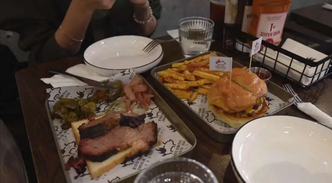 Mexican chef turns smoked BBQ into Shanghai success-3.png
