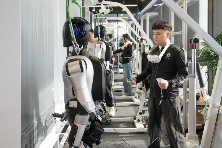 Inside Shanghai's Five Centers | International economic center