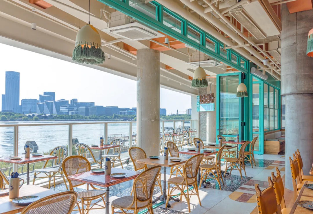 European flavor season along West Bund waterfront