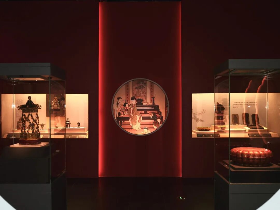 Qing Elegance: Cultural Relics from the Kangxi, Yongzheng and Qianlong Reigns