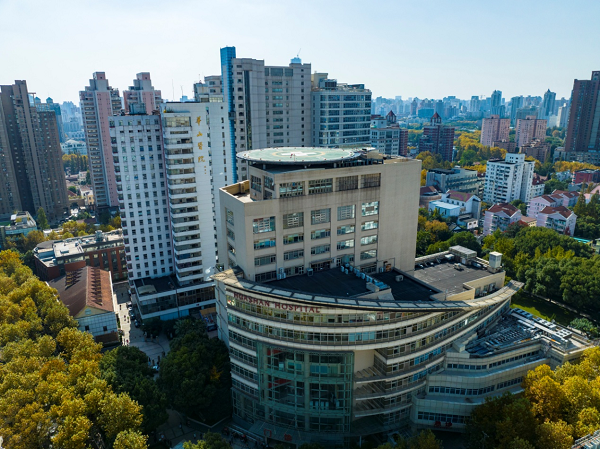 Huashan Hospital, Fudan University.png