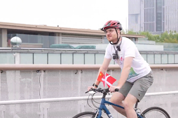 Cycling in Pudong