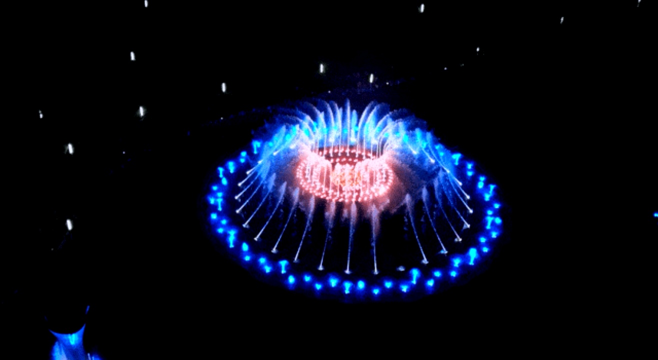 Daning Park music fountain show.jpg