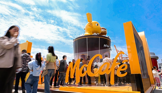 Shanghai pushes China